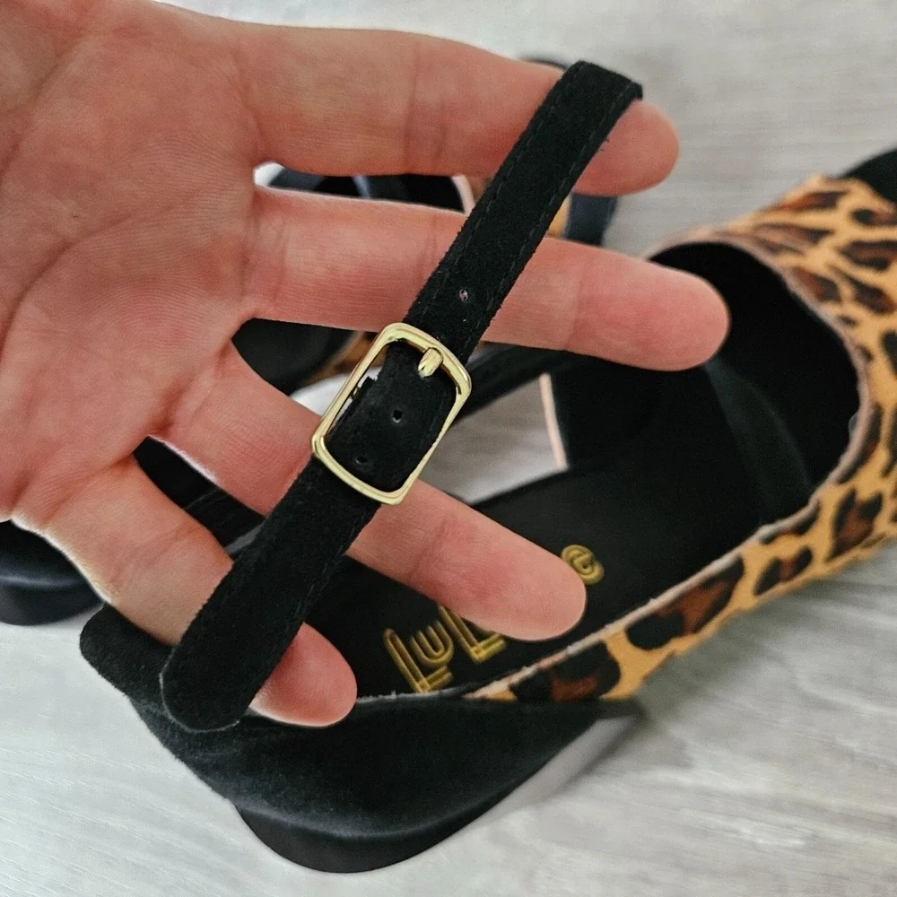LuLaRoe Leopard Print Sandals Womens 7.5 Block Heel Open Toe Strappy Faux Suede
